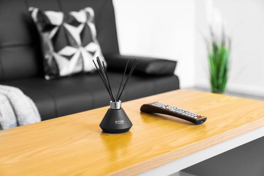 Jlr,Nec,B'Ham Airport,Entire House,Wi-Fi,Netflix Villa Birmingham Exteriör bild